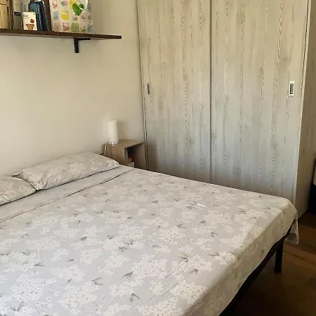 Bilocale Con Terrazzo In Centro Storico شقة *